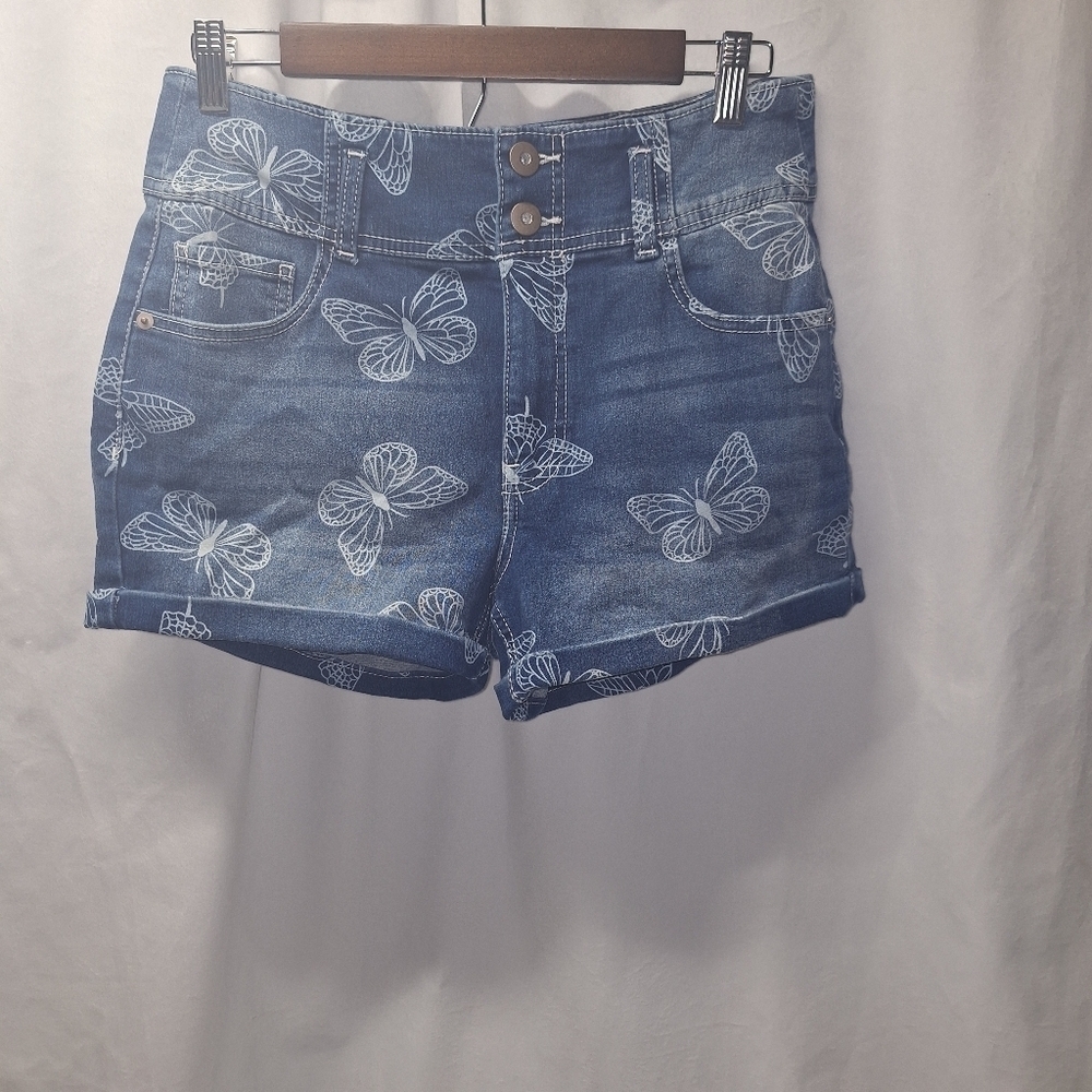 No boundaries butterfly print jean shorts size 11